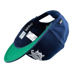 Casquette snapback visière plate et logo brodé Compton
