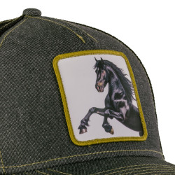 Casquette trucker avec filet avec écusson animal Black Stallion