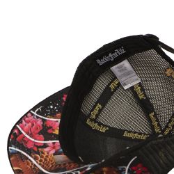 Casquette enfant avec filet, logo brodé et visière suédine
