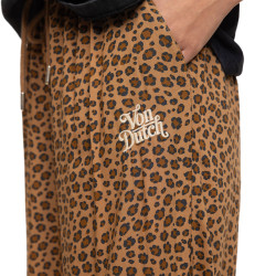 Pantalon femme fluide en viscose imprimée léopard badge métal Karin